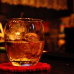 アルコール・お酒を摂取すると睡眠が浅い?その理由に迫ろう