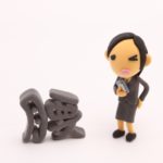低反発マットレスは腰痛を悪化させるって本当?選ぶ際のポイントは?